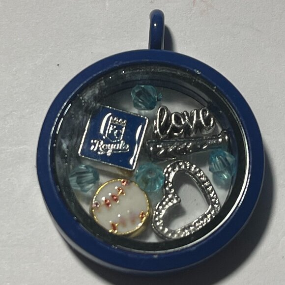 Kansas City Royals MLB Memory Charm Locket w/ 22 IN chain NEW - Picture 1 of 3